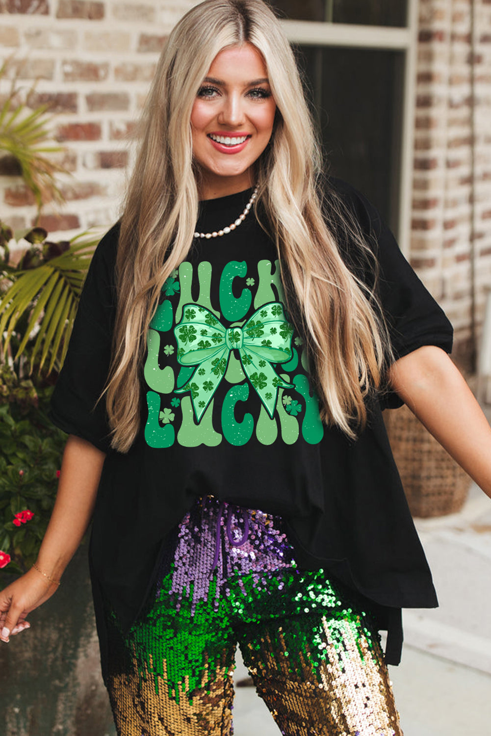 Black LUCKY Clover Bowknot Graphic Crewneck St Patricks Tee