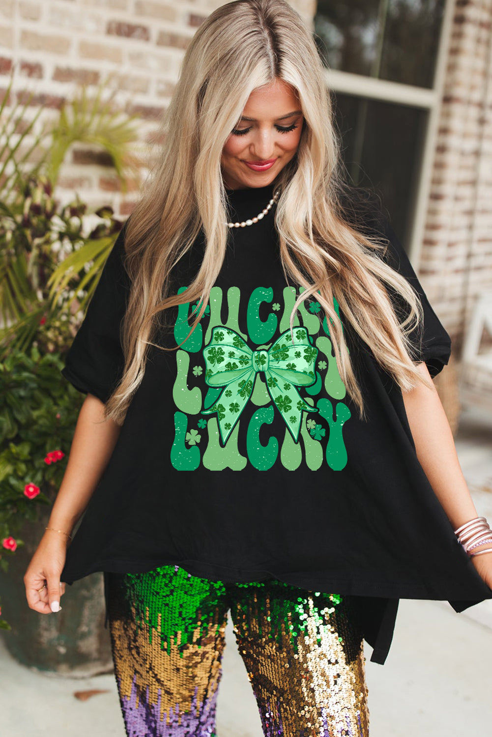 Black LUCKY Clover Bowknot Graphic Crewneck St Patricks Tee